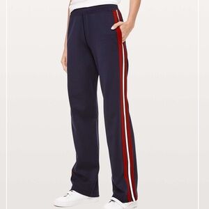 Lululemon Cover Your Tracks Pant
Midnight Navy